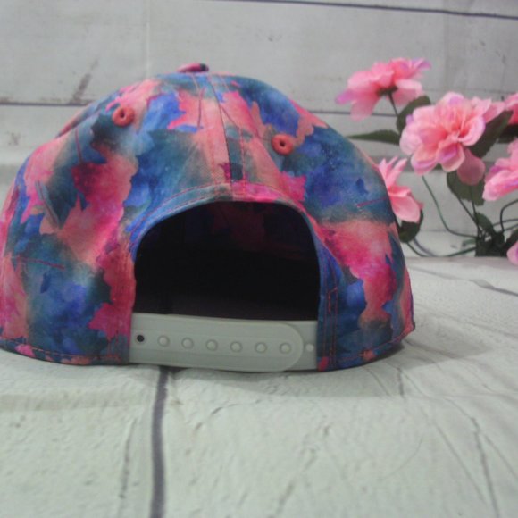 NWOT Oddities Three Thousand Cap - one size-adjustable-Pocket inside - Picture 2 of 3